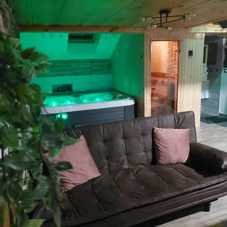 Mastnak - Private Wellness&jacuzzi *