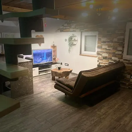 Mastnak - Private Wellness & Jacuzzi Laško